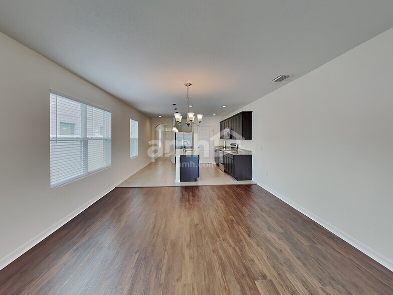 Building Photo - 4117 Lindever Ln