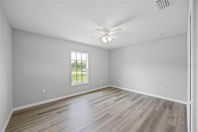 Building Photo - 5887 SW 154th Lane Rd