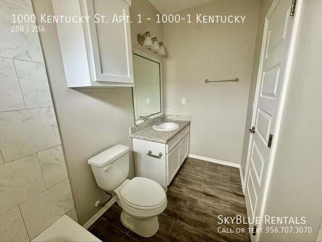 Building Photo - 1000 N Kentucky St