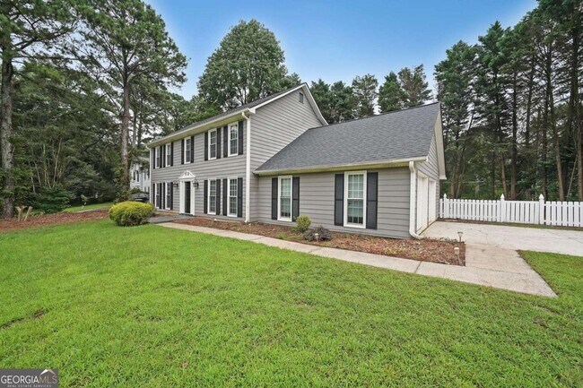 Building Photo - 2620 Valencia Dr NE