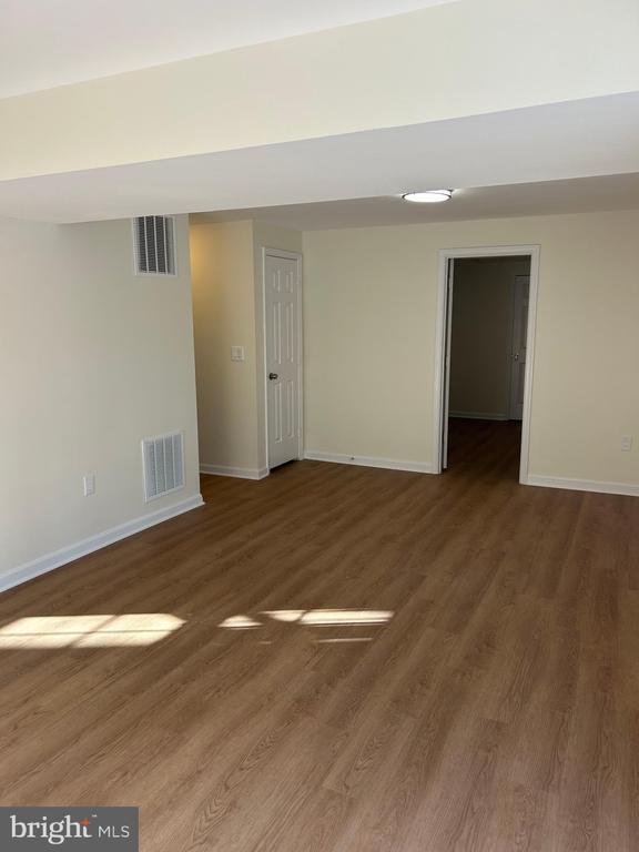 Building Photo - 2703 Deer Ridge Dr