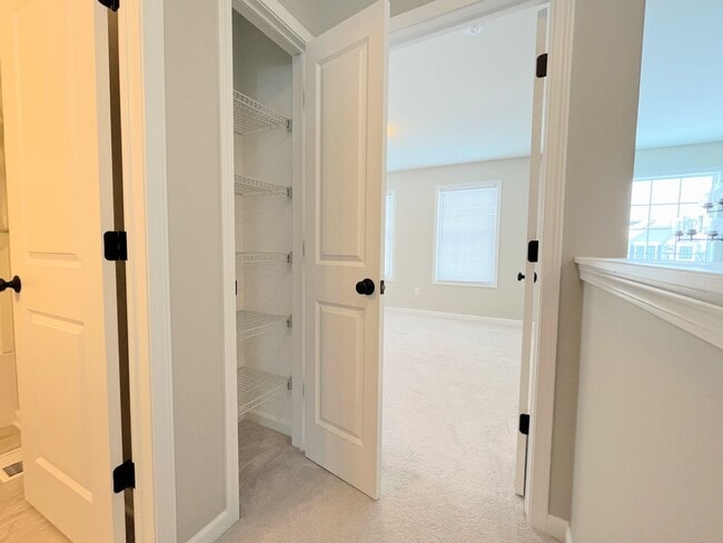 Building Photo - Stunning 4-Bed Single-Family Home For Rent in Amherst - Cherry Laurel Lane