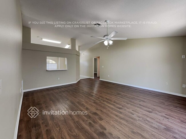 Building Photo - 6689 Shepherd Oaks St