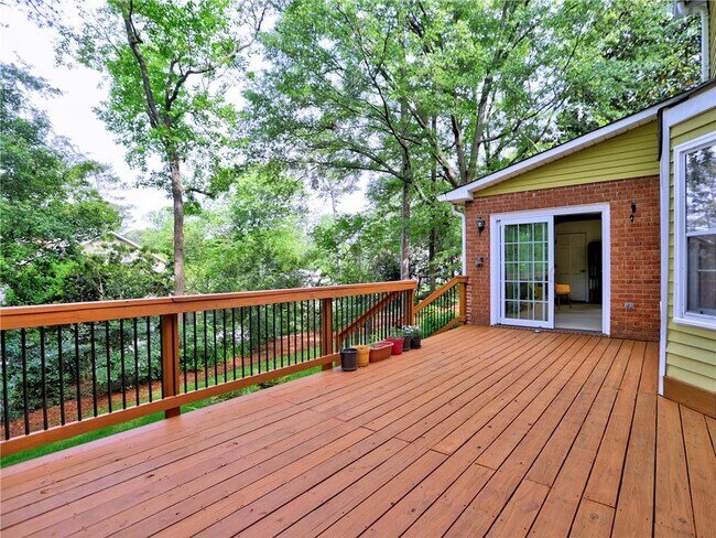 Building Photo - 1257 Independence Way