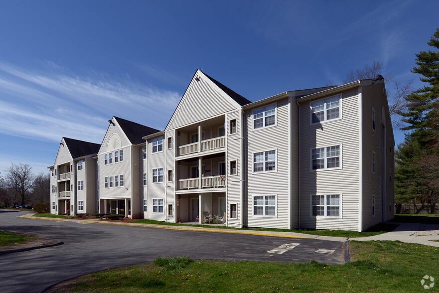 Primary Photo - ReNew Taunton Apartment Collection