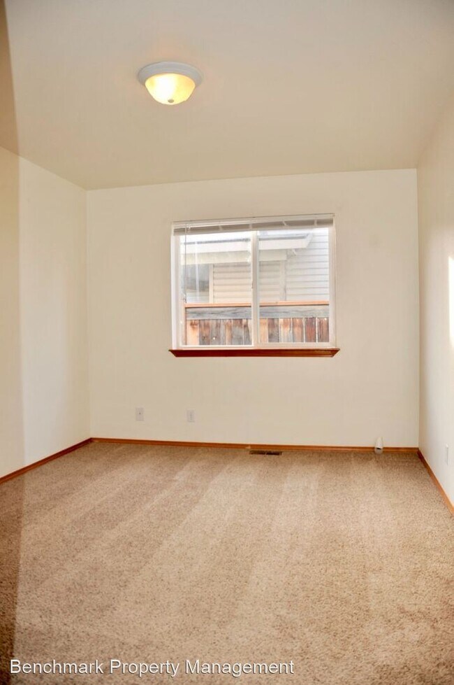Building Photo - 3 br, 2 bath House - 5769 N. LaChaise Lane
