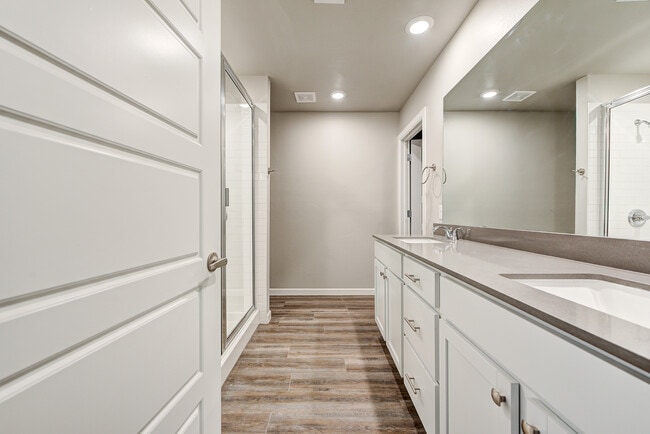 Building Photo - 13503 Bluejacket Dr