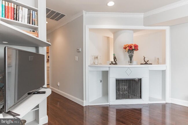 Building Photo - Move-In Ready 3 bed and 2 Bath Rental