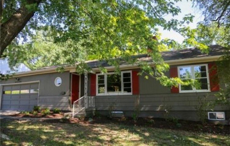 Building Photo - 4200 W 55th St