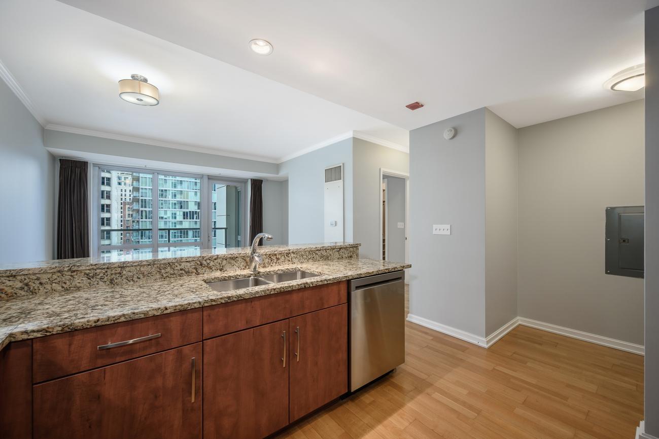 Kitchen - 160 E Illinois St