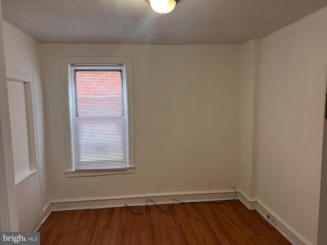 Building Photo - 1208 Carl Miller Blvd