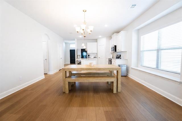 Building Photo - 310 Saltmeadow Ln