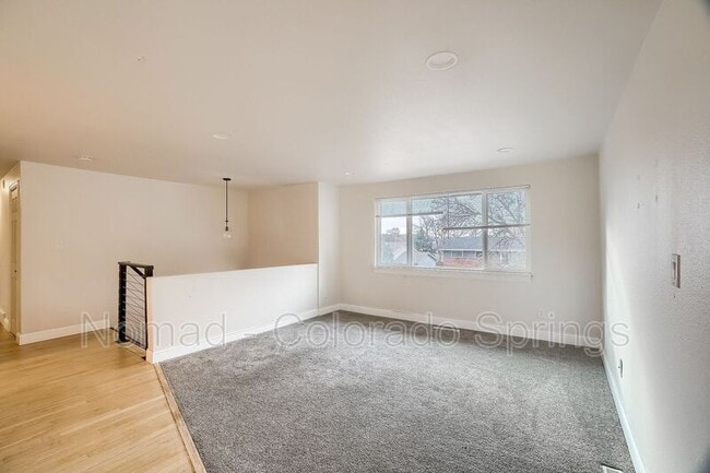 Building Photo - 3660 Brentwood Terrace