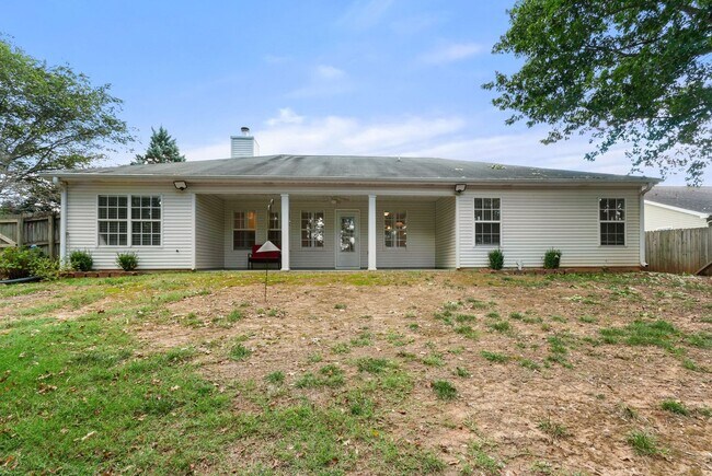 Building Photo - Great Location in the Heart of Madison!