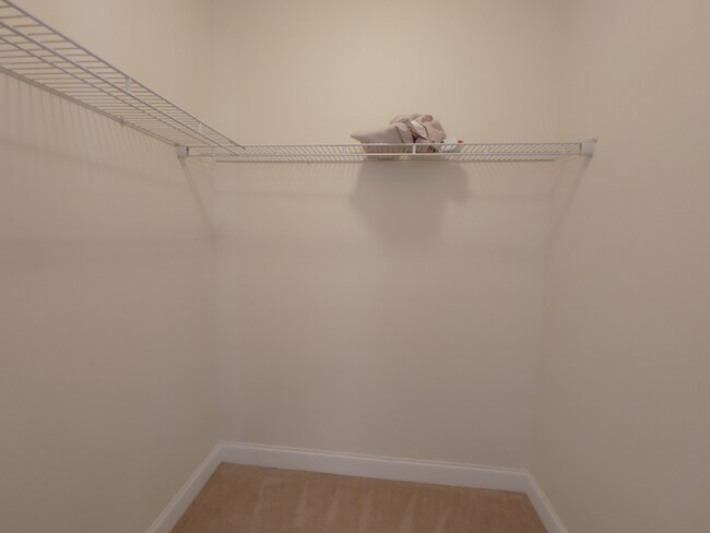 Building Photo - 118 Lakeview Dr