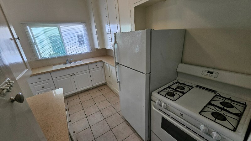 Building Photo - 226 S Tower Dr
