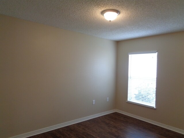 Building Photo - 13415 Copper Head Dr