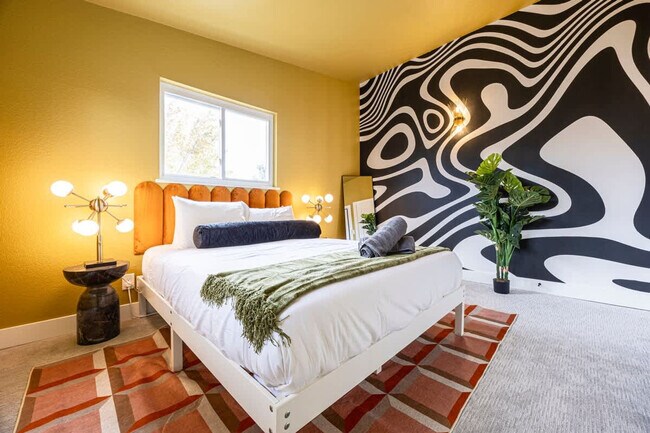 Building Photo - 12080 W 32nd Dr