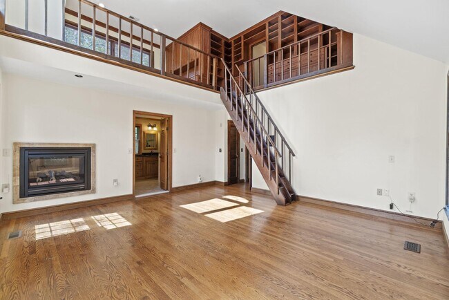 Building Photo - 12780 Chatter Brook Dr