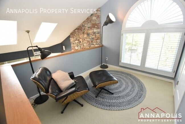 Building Photo - 2118 Chesapeake Harbour Dr