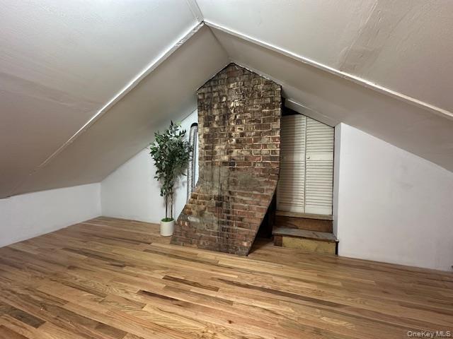 Building Photo - 81 New St