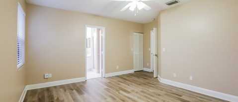 Building Photo - 11165 NW 34th Ct