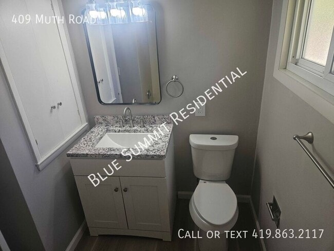 Building Photo - 409 Muth Rd