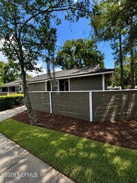 Building Photo - 8343 Westover Ct