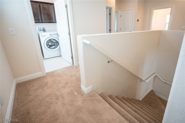 Building Photo - 9419 Sparkling Wing Ct