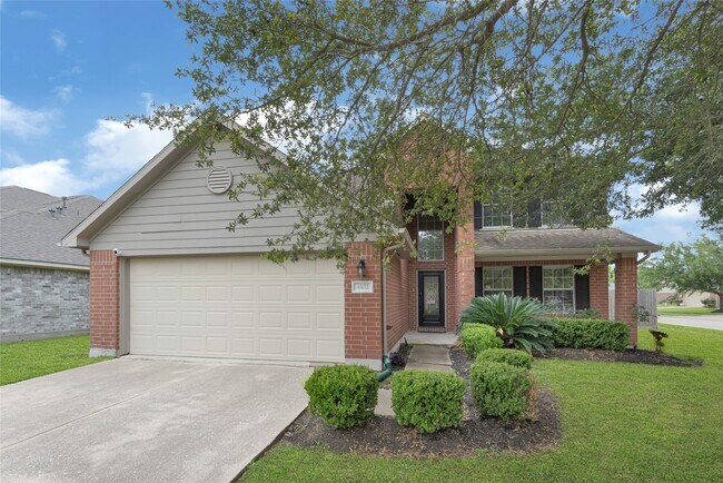 Building Photo - 4102 Caneshaw Dr