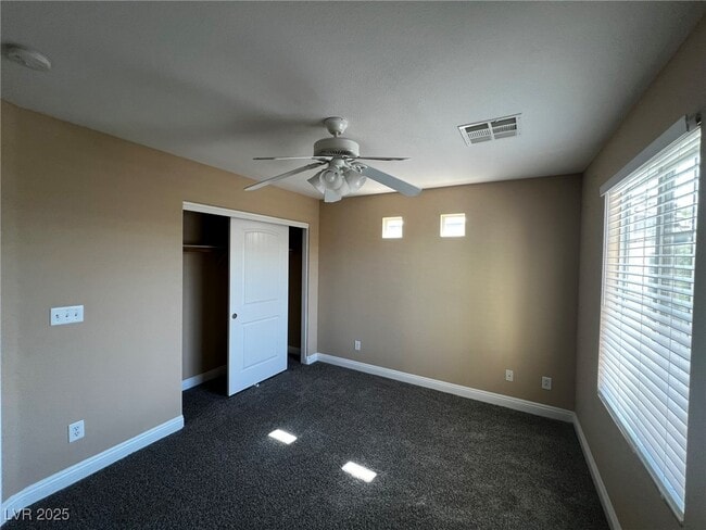 Building Photo - 10230 Headrick Dr