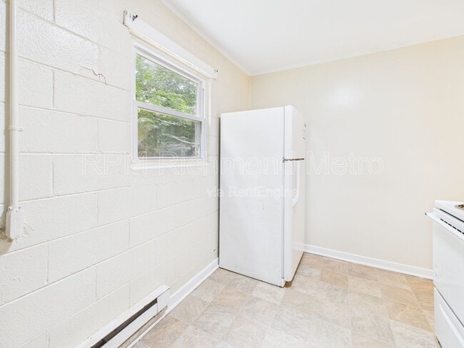 Building Photo - 923 N 20th St