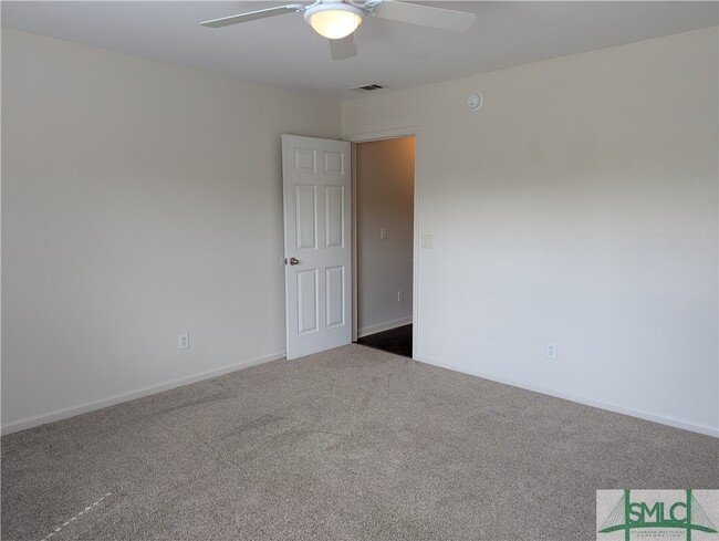 Building Photo - 325 Windmill Dr