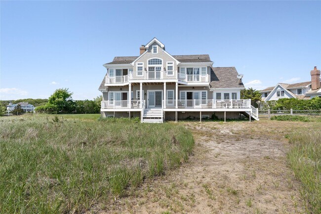 Building Photo - 36 Oak Ln