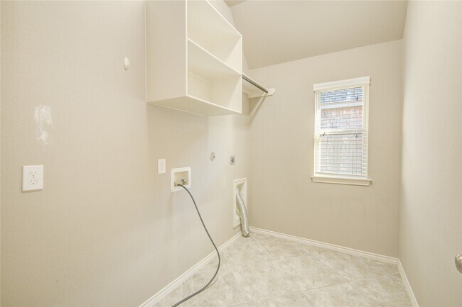 Building Photo - 29006 Crystal Rose Ln