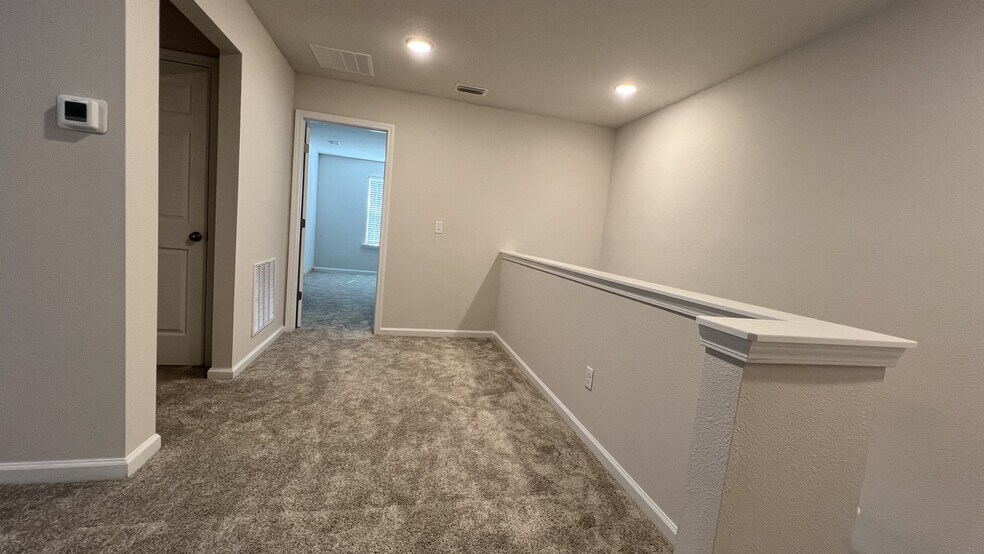 Building Photo - 6891 Mirage St