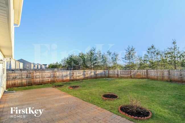 Building Photo - 4360 Oak Pointe Dr