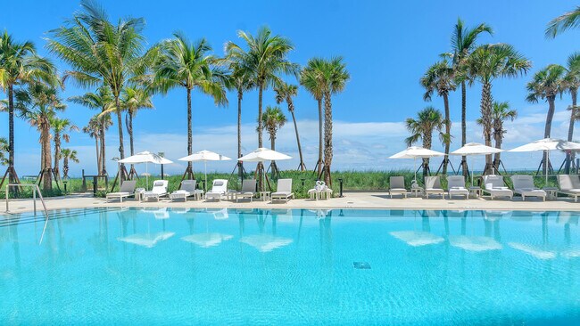 Building Photo - 1116 N Ocean Blvd