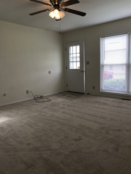 Living Room - 733 Rockwell Ave