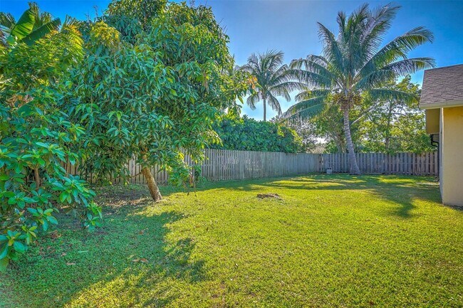 Building Photo - 1386 Fulmar Dr