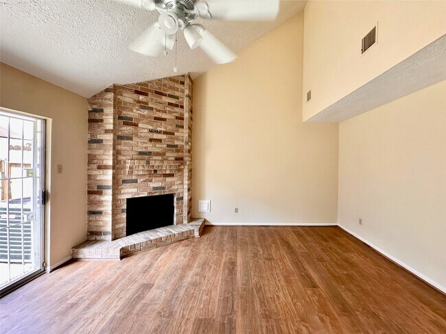 Building Photo - 6437 Chatham Island Ln