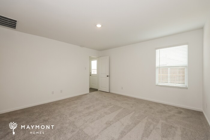 Building Photo - 1027 Birkdale Dr