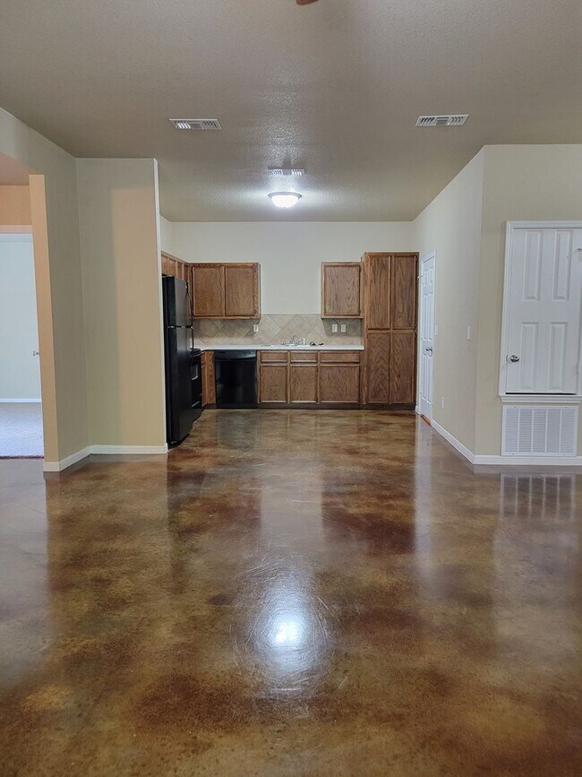 Building Photo - 101StoneCanyon