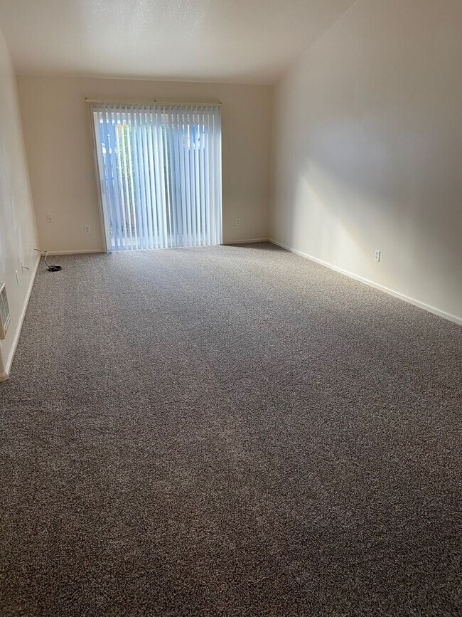 Building Photo - brab02