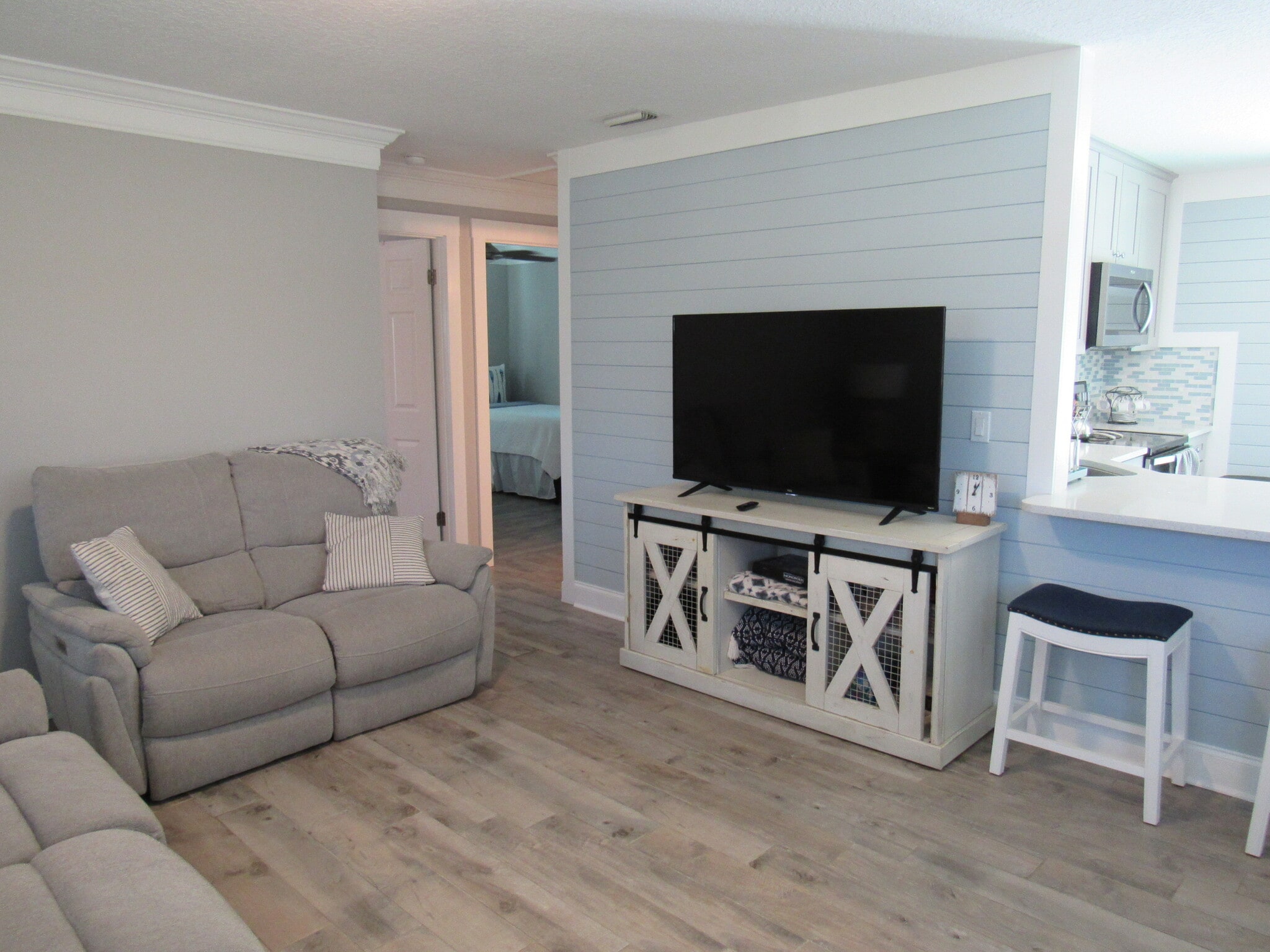 Living room - 16 Hillside Dr