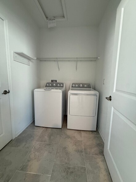 Building Photo - 1656 Cross Prairie Pkwy