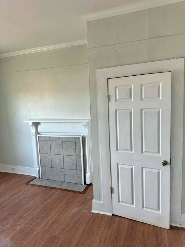 Building Photo - 626 Monroe St