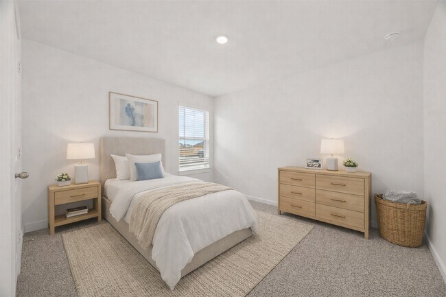 Building Photo - 3827 Langridge Dr