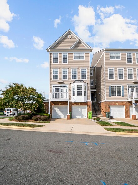 Building Photo - 2498 Curie Ct