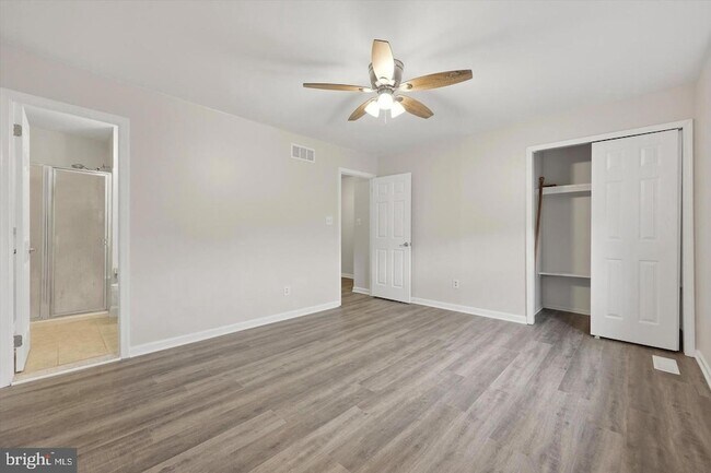 Building Photo - 34 Kelmar Ave